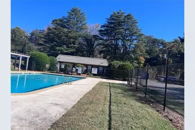 3818 Country Club Road #D, Winston-Salem, NC 27104 - Photo 9