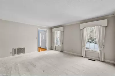 1616 Heathcliff Road, High Point, NC 27262 - Photo 9