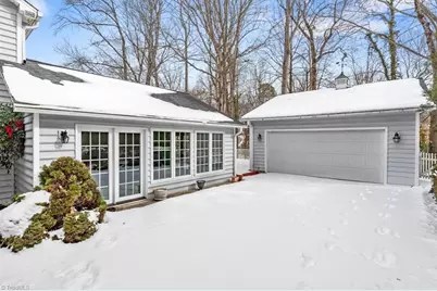 1616 Heathcliff Road, High Point, NC 27262 - Photo 47