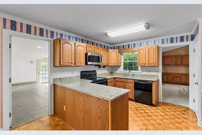 1616 Heathcliff Road, High Point, NC 27262 - Photo 17