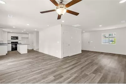 3917 Arcola Way, Greensboro, NC 27405 - Photo 5