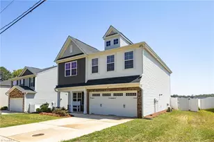 4760 Bell West Dr, Kernersville, NC 27284 - Photo 3