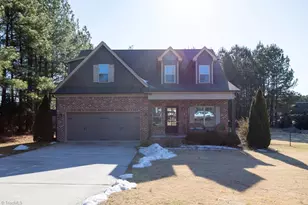 112 Wallburg Fields Ln, Winston-Salem, NC 27107 - Photo 3