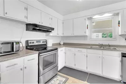 7121 Ridge Road, Tobaccoville, NC 27050 - Photo 9