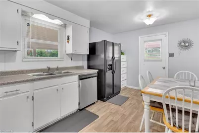 7121 Ridge Road, Tobaccoville, NC 27050 - Photo 9