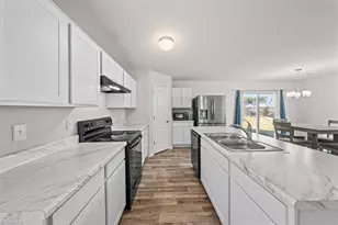 1705 Redbout Ct, Hope Mills, NC 28348 - Photo 17