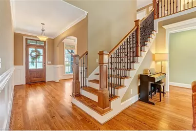 8925 Grove Park Drive, Oak Ridge, NC 27310 - Photo 7