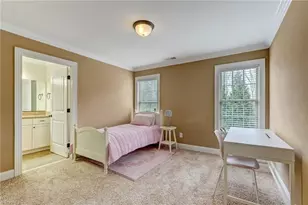 8925 Grv Pk Dr, Oak Ridge, NC 27310 - Photo 29