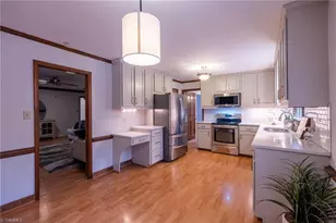 3504 Redington Dr, Greensboro, NC 27410 - Photo 11