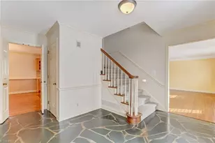 1010 Canonero Dr, Greensboro, NC 27410 - Photo 3