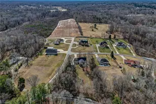 5541 Louis Sells Rd, Kernersville, NC 27284 - Photo 35