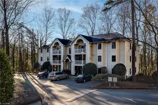 5934 Friendly Ave, Greensboro, NC 27410 - Photo 3