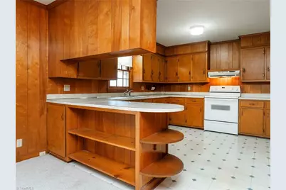 576 N Nc Highway 87, Burlington, NC 27217 - Photo 7