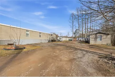 105 E Brocktown Road, Moravian Falls, NC 28654 - Photo 15