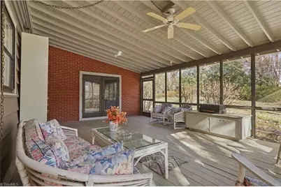 1040 Cantering Road, High Point, NC 27262 - Photo 23