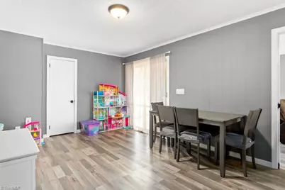 415 Crestview Drive, Thomasville, NC 27360 - Photo 9