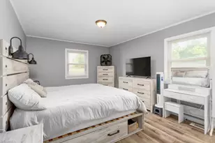 415 Crestview Dr, Thomasville, NC 27360 - Photo 13