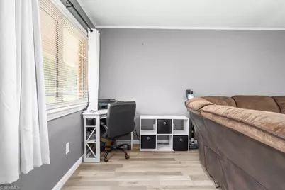 415 Crestview Drive, Thomasville, NC 27360 - Photo 3