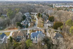 900 Jefferson Wood Ln, Greensboro, NC 27410 - Photo 45