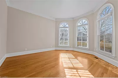 900 Jefferson Wood Lane, Greensboro, NC 27410 - Photo 9