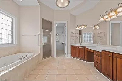 900 Jefferson Wood Lane, Greensboro, NC 27410 - Photo 25