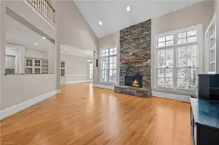 900 Jefferson Wood Ln, Greensboro, NC 27410 - Photo 19