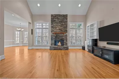 900 Jefferson Wood Lane, Greensboro, NC 27410 - Photo 15