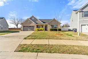 1378 Land Grv Dr, Kernersville, NC 27284 - Photo 5