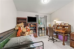 242 Northpoint Ave, High Point, NC 27262 - Photo 17