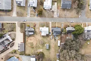 213 Guthrie St, Graham, NC 27253 - Photo 35