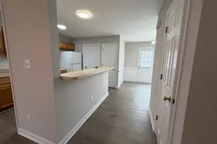 1205 Glendale Dr, Greensboro, NC 27406 - Photo 5