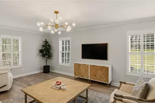 4938 Hackamore Rd, Greensboro, NC 27410 - Photo 5