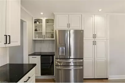 4938 Hackamore Road, Greensboro, NC 27410 - Photo 11