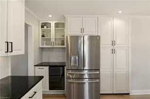 4938 Hackamore Rd, Greensboro, NC 27410 - Photo 11