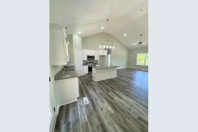 611 Kendall Street, Eden, NC 27288 - Photo 5