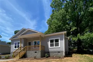 611 Kendall St, Eden, NC 27288 - Photo 1