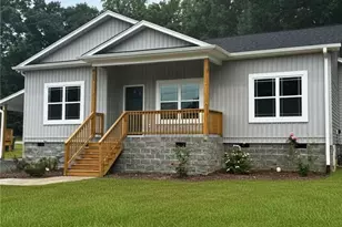 611 Kendall St, Eden, NC 27288 - Photo 21