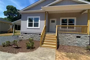 611 Kendall St, Eden, NC 27288 - Photo 1