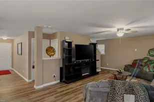 3855 Foliage Dr, Winston-Salem, NC 27101 - Photo 3