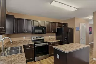 3855 Foliage Dr, Winston-Salem, NC 27101 - Photo 9