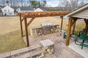 3855 Foliage Dr, Winston-Salem, NC 27101 - Photo 41