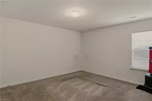 3855 Foliage Dr, Winston-Salem, NC 27101 - Photo 27