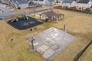 3855 Foliage Dr, Winston-Salem, NC 27101 - Photo 39