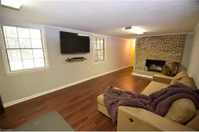2632 Amesbury Road, Winston-Salem, NC 27103 - Photo 25