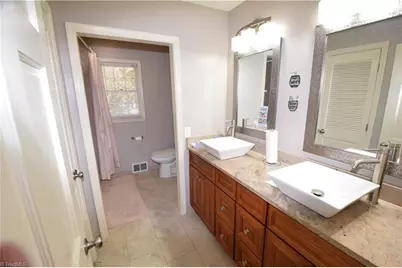 2632 Amesbury Road, Winston-Salem, NC 27103 - Photo 17