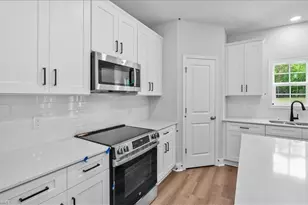 12420 Gameland Dr, Laurinburg, NC 28352 - Photo 13