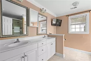 1051 Gregory Way Dr, Kernersville, NC 27284 - Photo 21