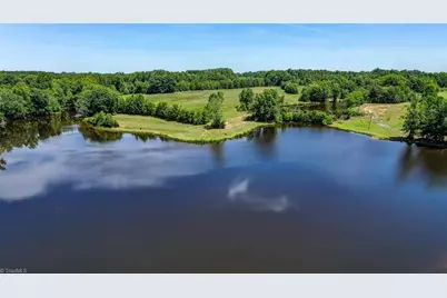 115 Washburn Lake Road, Reidsville, NC 27320 - Photo 13