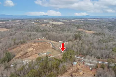 318 Wayne Marshall Road, Elkin, NC 28621 - Photo 5