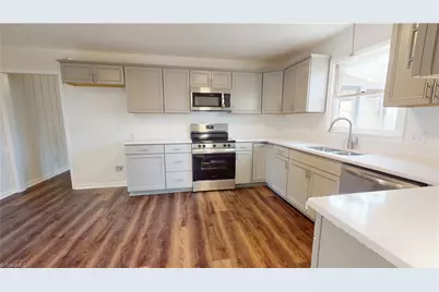 140 Hidden Hills Drive, Kernersville, NC 27284 - Photo 11